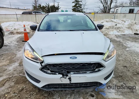 2016 Ford Focus S из США, поврежденный, VIN 1FADP3E20GL270949